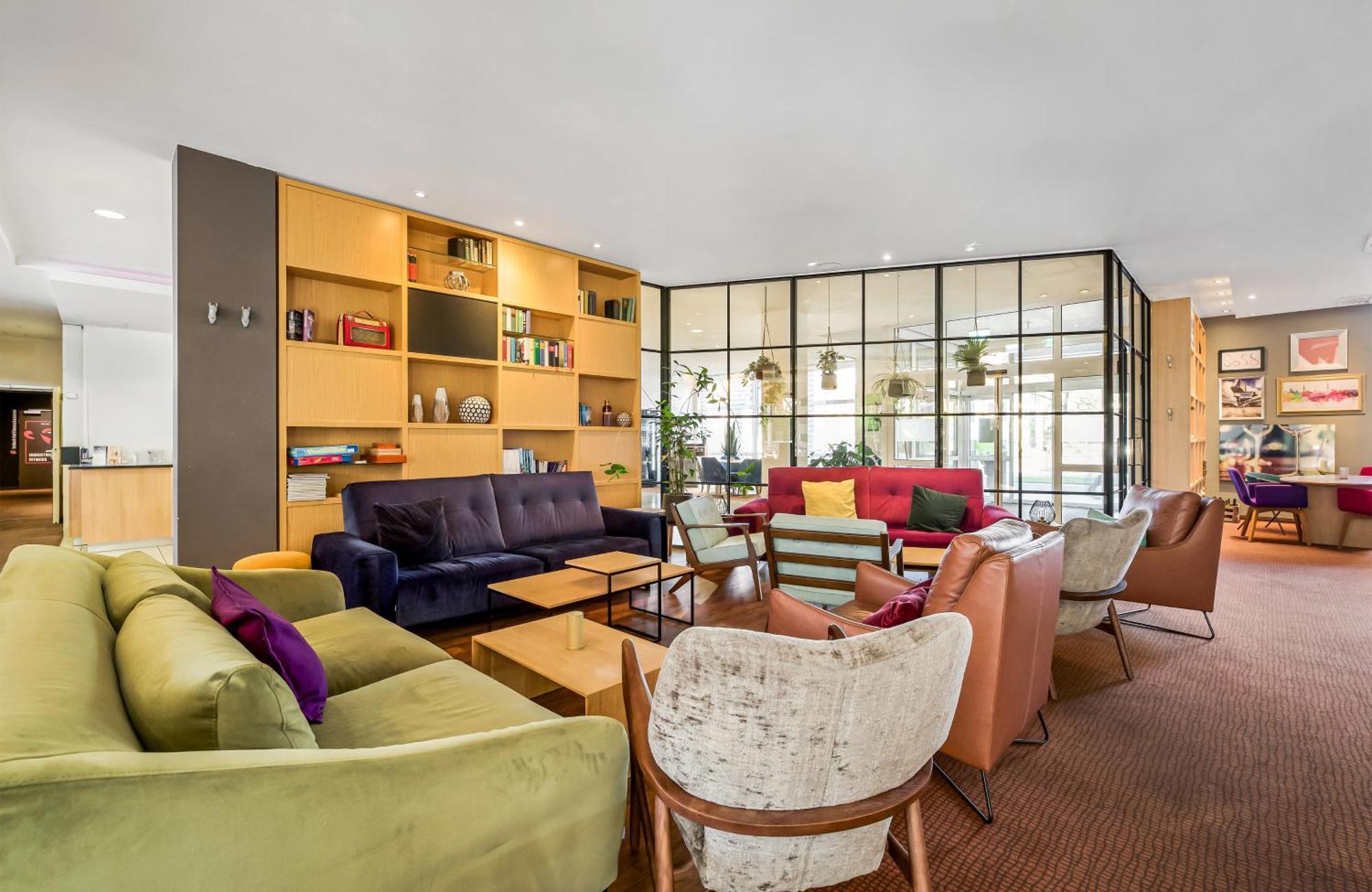 Отель Leonardo Hotel Hannover Medical Park 4*